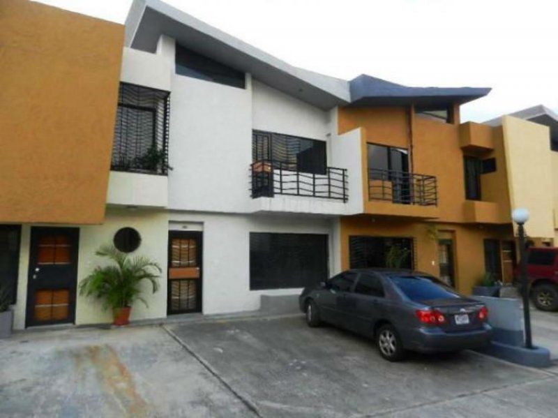 Foto Casa en Venta en Naguanagua, Carabobo - BsF 10.900.000 - CAV61099 - BienesOnLine