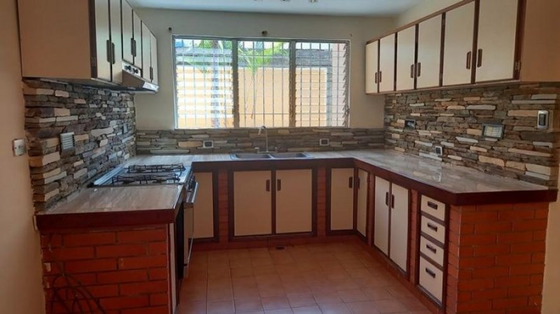 Foto Casa en Venta en San Diego, Carabobo - U$D 57.000 - CAV184305 - BienesOnLine