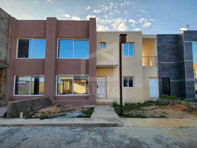 Foto Casa en Venta en Punto Fijo, Falcón - U$D 32.000 - CAV217701 - BienesOnLine