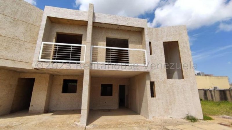 Foto Casa en Venta en Maracaibo, Zulia - U$D 18.000 - CAV229487 - BienesOnLine