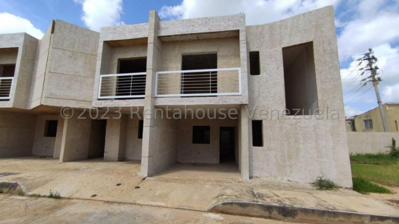 Foto Casa en Venta en Maracaibo, Zulia - U$D 18.000 - CAV212291 - BienesOnLine