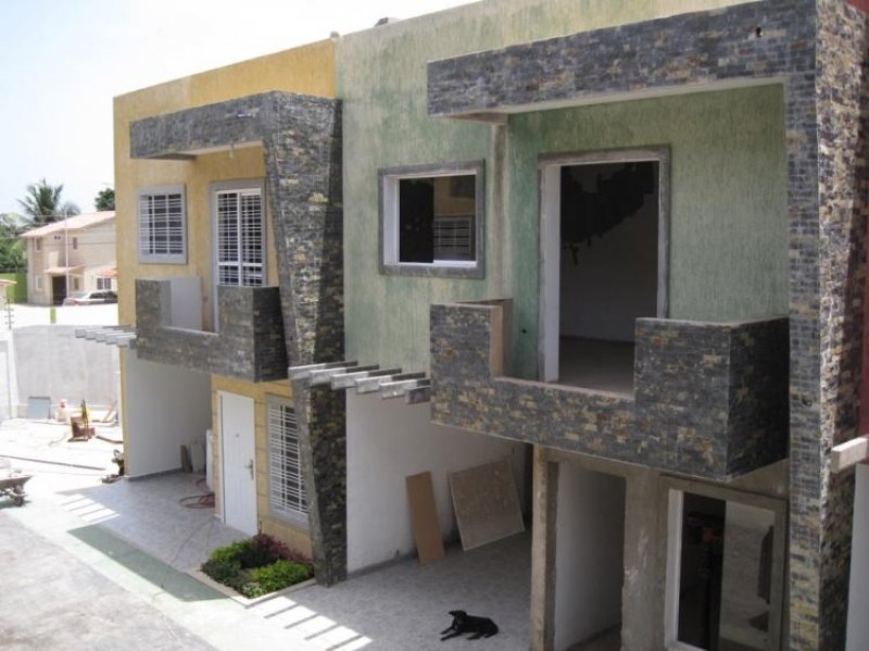 Foto Casa en Venta en La Otra Banda, La Asunción, Nueva Esparta - BsF 145.000.000 - CAV101914 - BienesOnLine