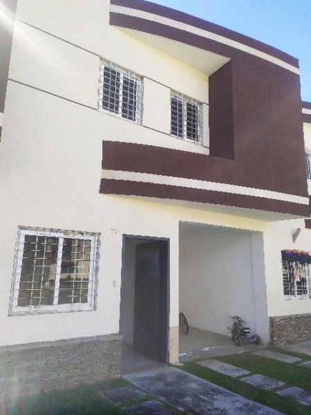 Foto Casa en Venta en NAGUANAGUA, Naguanagua, Carabobo - U$D 100.000 - CAV189364 - BienesOnLine