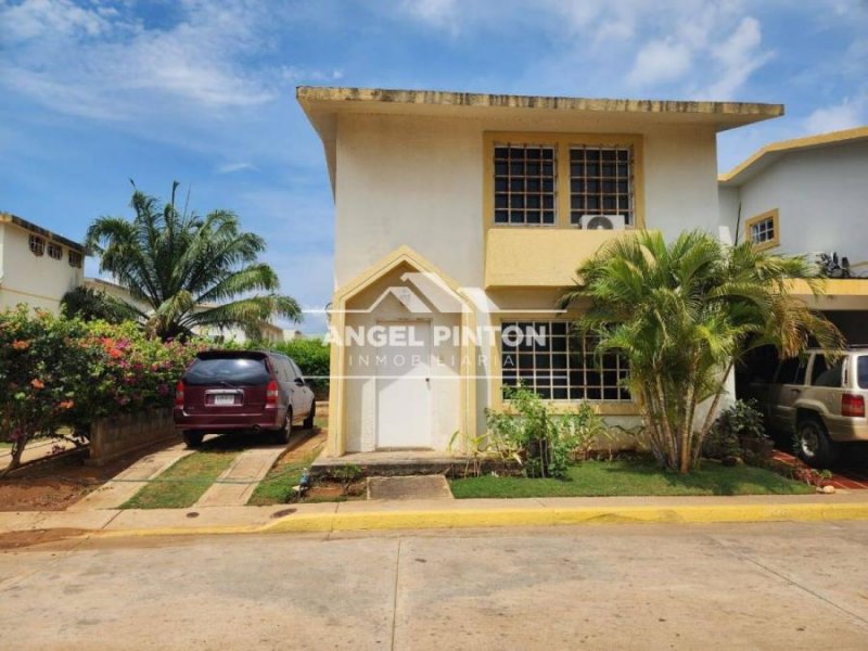 Foto Casa en Venta en Maracaibo, Zulia - U$D 25.000 - CAV199501 - BienesOnLine