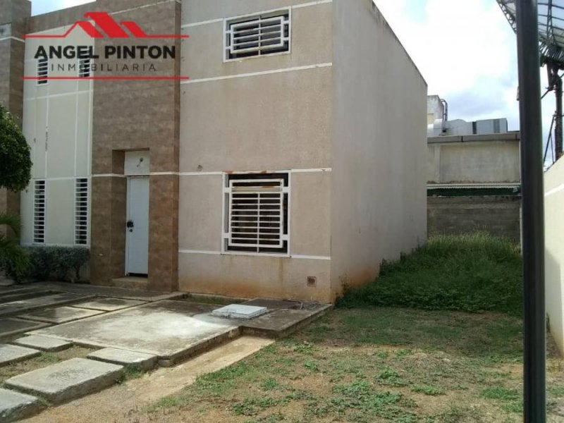 Foto Casa en Venta en Cabimas, Zulia - U$D 15.000 - CAV178862 - BienesOnLine