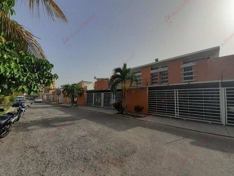 Foto Casa en Venta en Ciudad jardin mañongo, Naguanagua, Carabobo - U$D 125.000 - CAV143538 - BienesOnLine