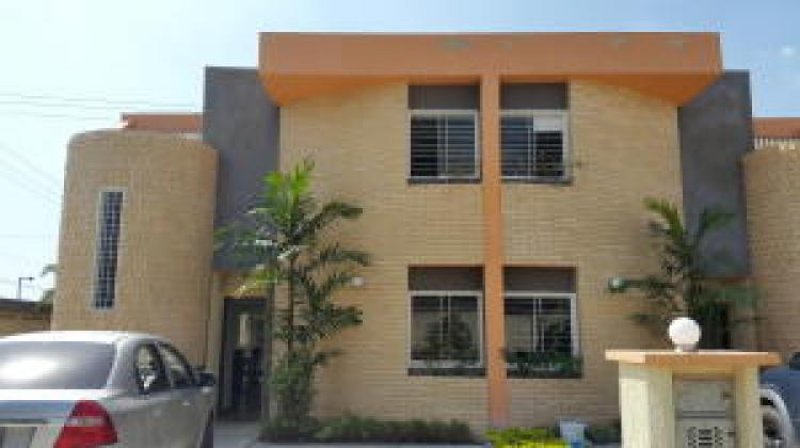 Foto Casa en Venta en San Diego, Carabobo - BsF 195.000.000 - CAV74289 - BienesOnLine