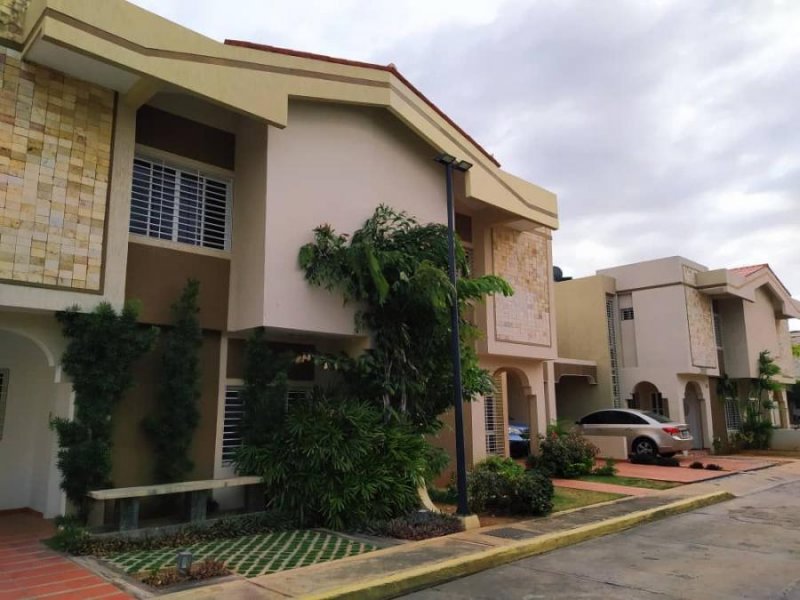 Foto Casa en Venta en Canta Claro, Maracaibo, Zulia - U$D 110.000 - CAV153111 - BienesOnLine