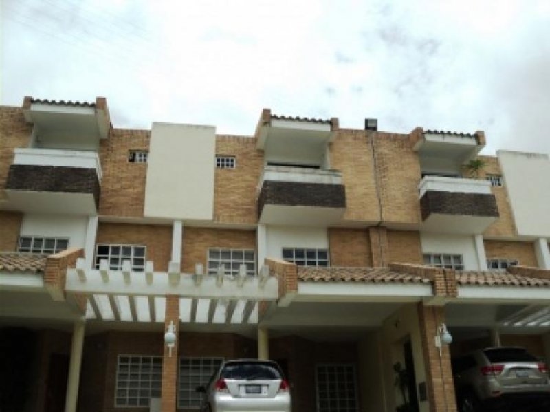 Foto Casa en Venta en Naguanagua, Carabobo - U$D 200.000 - CAV97955 - BienesOnLine