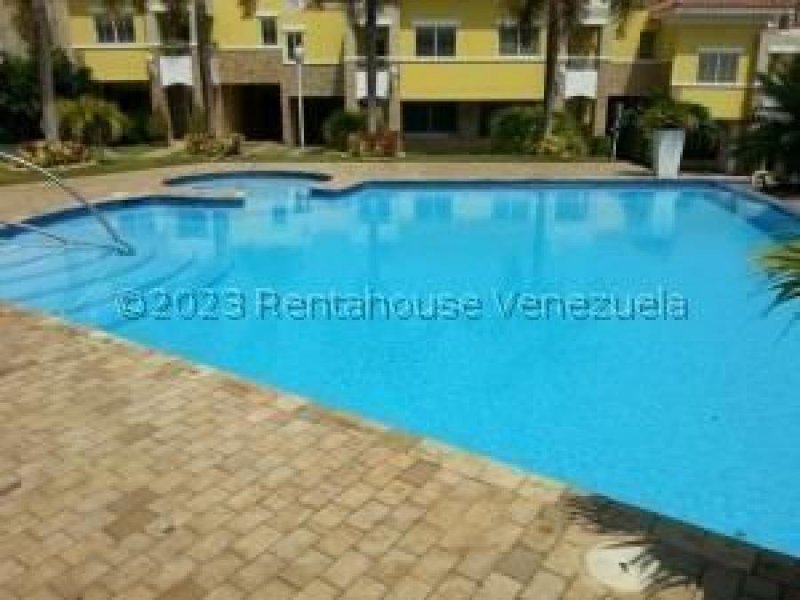 Foto Casa en Venta en Maracaibo, Zulia - U$D 580.000 - CAV239300 - BienesOnLine