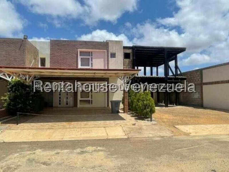 Casa en Venta en  Punto Fijo, Falcón