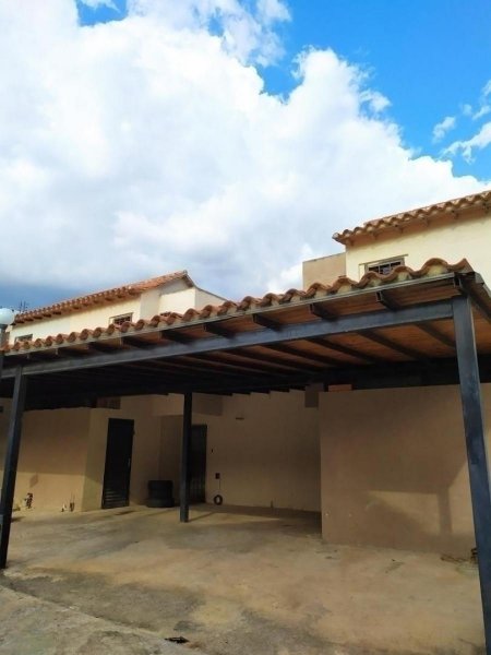 Foto Casa en Venta en NAGUANAGUA, Naguanagua, Carabobo - U$D 100.000 - CAV149903 - BienesOnLine