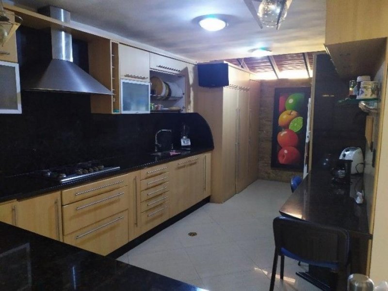 Foto Casa en Venta en tazajal, Naguanagua, Carabobo - U$D 120.000 - CAV135753 - BienesOnLine