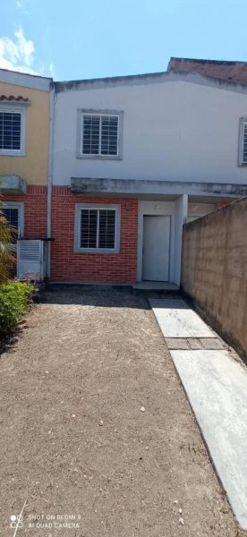 Foto Casa en Venta en Valencia, Carabobo - U$D 7.500 - CAV113863 - BienesOnLine