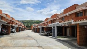 Casa en Venta en Valles de Camoruco Valencia Carabobo Valencia, Carabobo