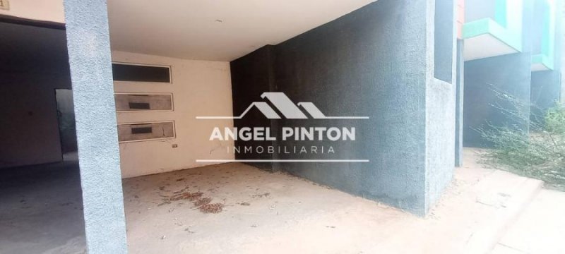 Foto Casa en Venta en SUR, Maracaibo, Zulia - U$D 10.000 - CAV241086 - BienesOnLine