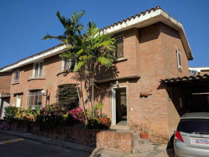 Foto Casa en Venta en Valencia, Valencia, Carabobo - BsF 966.000.000 - CAV98345 - BienesOnLine