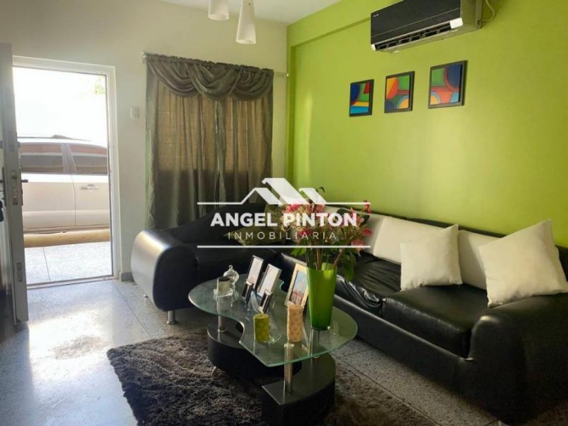 Foto Casa en Venta en Maracaibo, Zulia - U$D 30.000 - CAV242035 - BienesOnLine