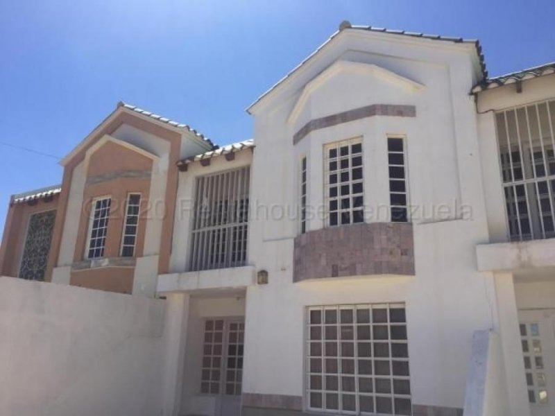 Foto Casa en Venta en punto fijo, Punto Fijo, Falcón - U$D 33.000 - CAV168643 - BienesOnLine