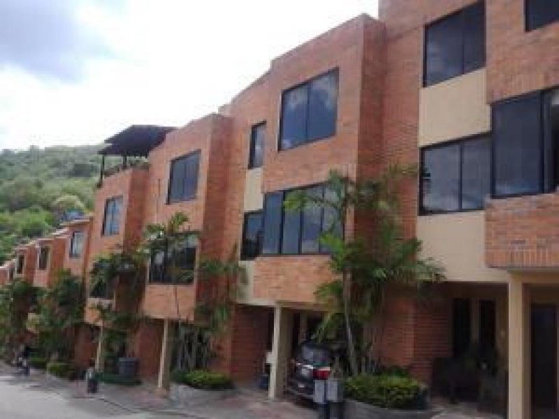 Foto Casa en Venta en Lomas del este valencia carabobo, Valencia, Carabobo - U$D 65.000 - CAV147213 - BienesOnLine