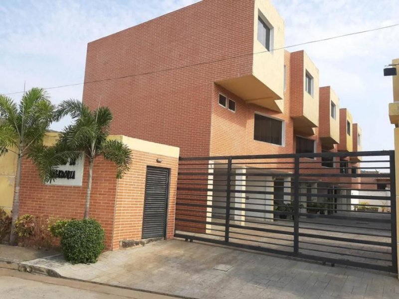 Foto Casa en Venta en Manantial, Naguanagua, Carabobo - U$D 35.000 - CAV138387 - BienesOnLine