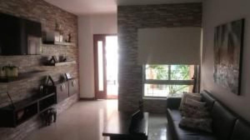 Foto Casa en Venta en Naguanagua, Carabobo - U$D 170.000 - CAV136289 - BienesOnLine