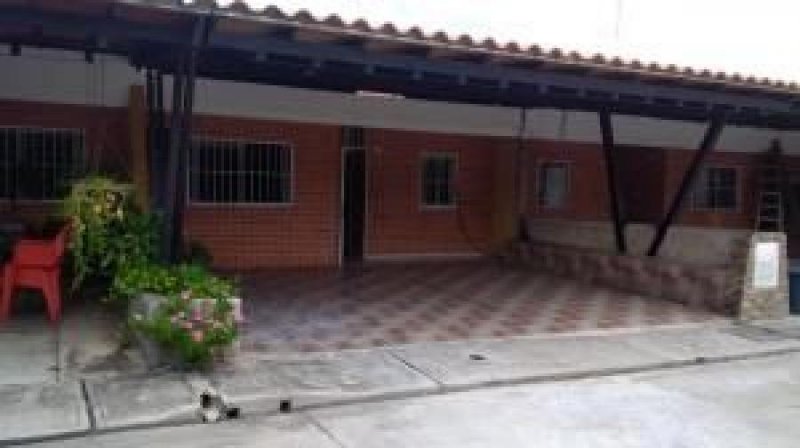 Foto Casa en Venta en San Diego, Carabobo - U$D 29.000 - CAV135530 - BienesOnLine