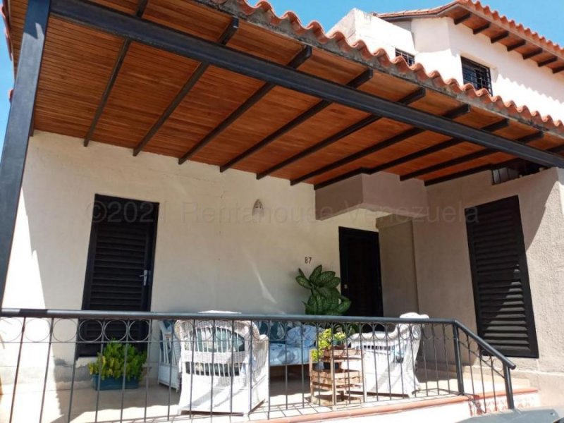 Foto Casa en Venta en TAZAJAL, Naguanagua, Carabobo - U$D 75.000 - CAV142921 - BienesOnLine