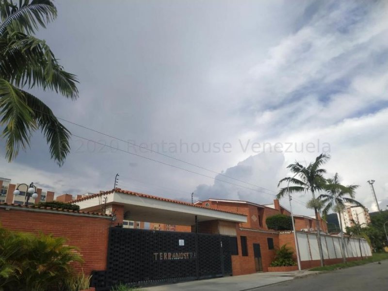 Foto Casa en Venta en TAZAJAL, Naguanagua, Carabobo - U$D 110.000 - CAV141594 - BienesOnLine