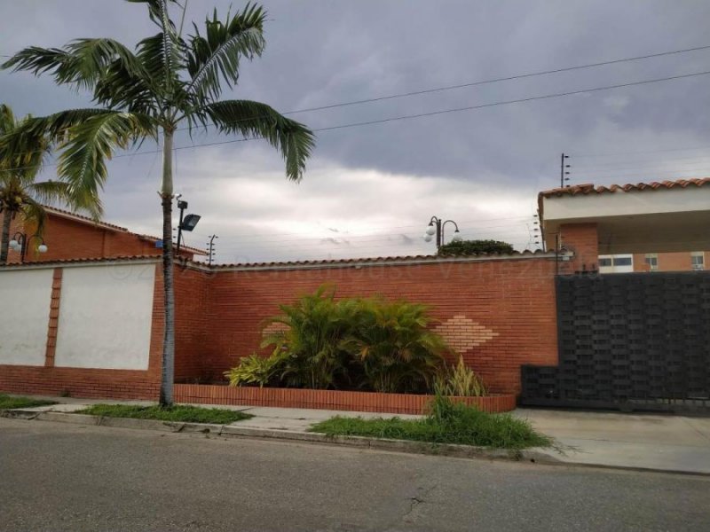 Foto Casa en Venta en TAZAJAL, Naguanagua, Carabobo - U$D 110.000 - CAV143531 - BienesOnLine