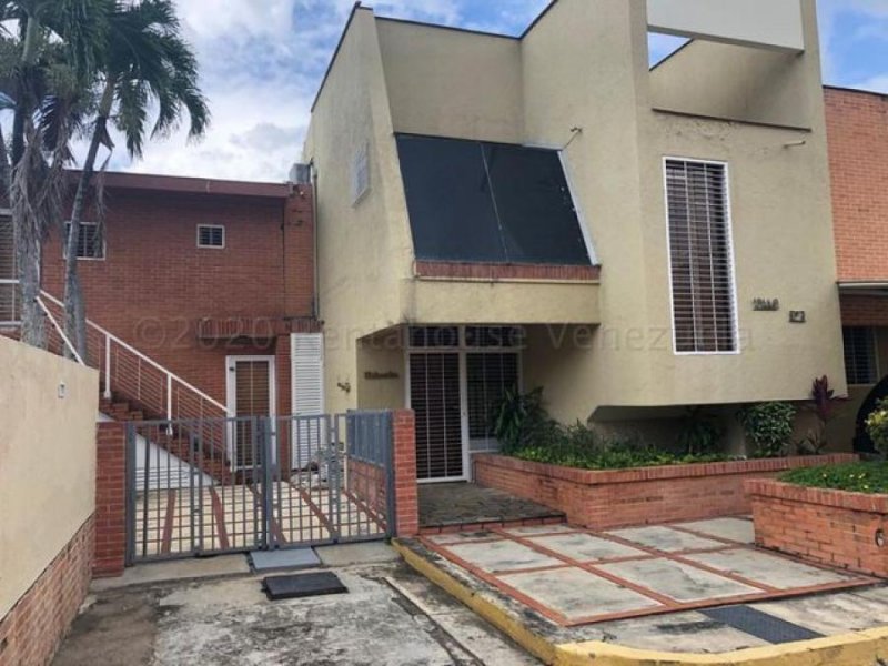 Foto Casa en Venta en San Jose, Avenida paseo cuatricentenario, Carabobo - U$D 290.000 - CAV144437 - BienesOnLine