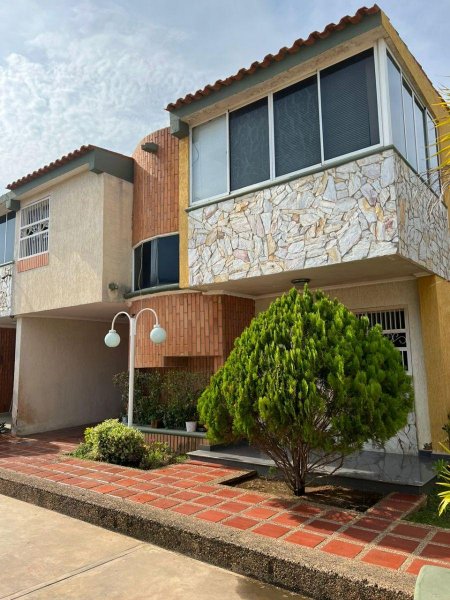 Foto Casa en Venta en Norte, Urbanización Mara Norte III, Zulia - U$D 31.500 - CAV229864 - BienesOnLine