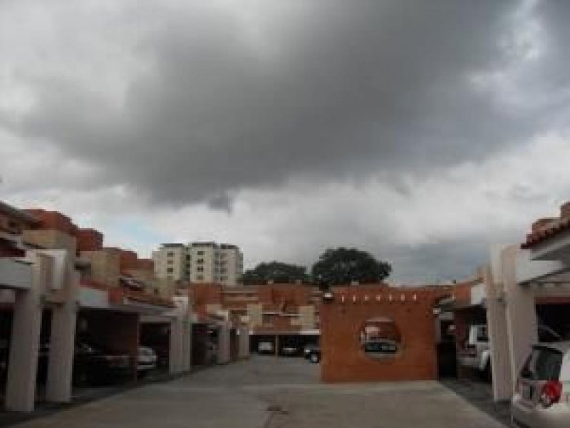 Foto Casa en Venta en Valles de Camoruco valencia carabobo, Valencia, Carabobo - U$D 130.000 - CAV147561 - BienesOnLine