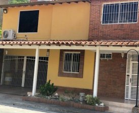 Townhouse en Venta Villa Avila - Guatire # 24-9892 G. 04143054662 / 04143247646