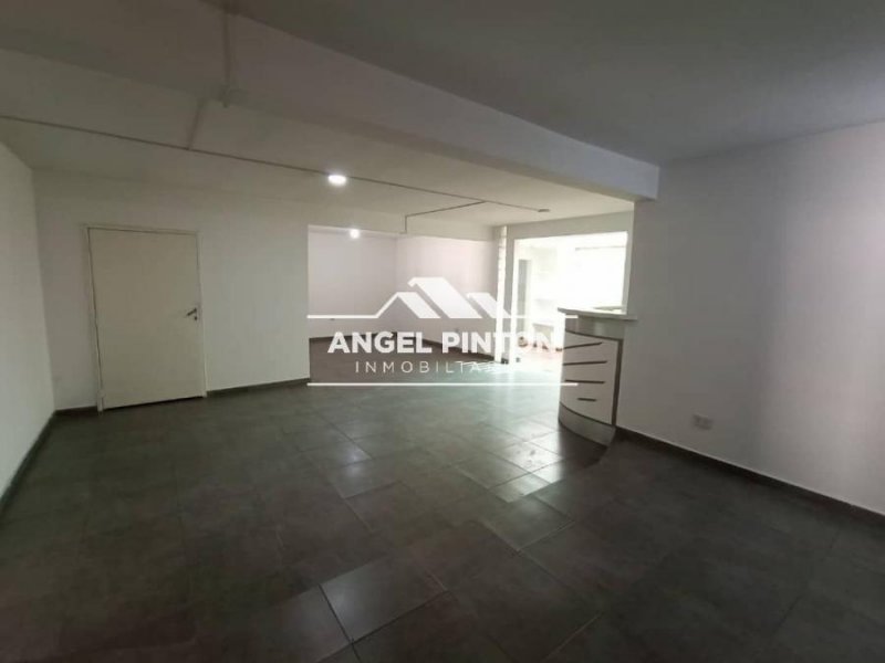 Foto Casa en Venta en Maracaibo, Zulia - U$D 45.000 - CAV242847 - BienesOnLine