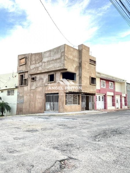 Foto Casa en Venta en Oeste, Maracaibo, Zulia - U$D 11.000 - CAV230485 - BienesOnLine