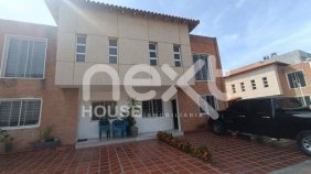 Casa en Venta en VILLA LOS OLIVOS C2 Maracaibo, Zulia