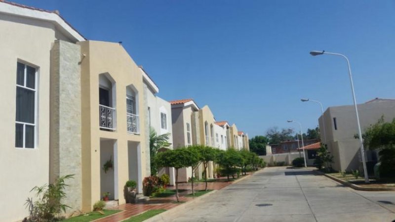 Foto Casa en Venta en Maracaibo, Zulia - BsF 60.000.000 - CAV83601 - BienesOnLine