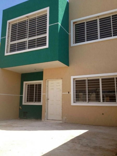 Foto Casa en Venta en Maracaibo, Zulia - BsF 50.000.000 - CAV83309 - BienesOnLine