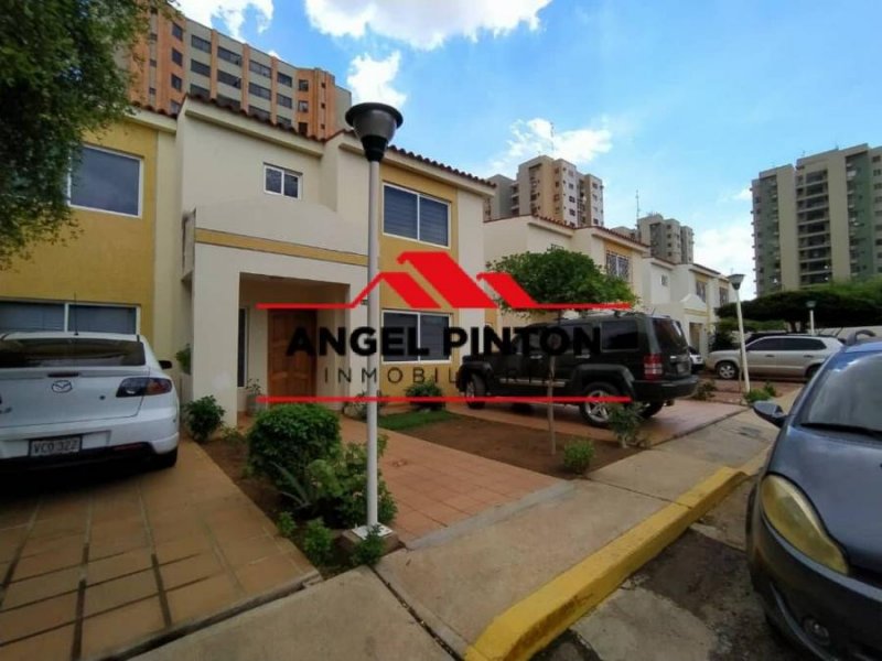 Foto Casa en Venta en Maracaibo, Zulia - U$D 32.000 - CAV189192 - BienesOnLine