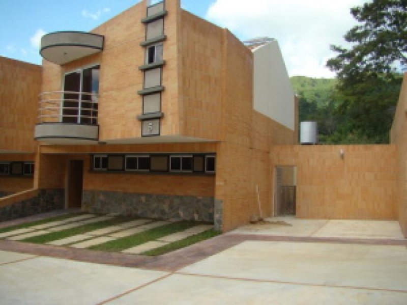 Foto Casa en Venta en Valencia, Carabobo - BsF 1.880.000 - CAV29755 - BienesOnLine