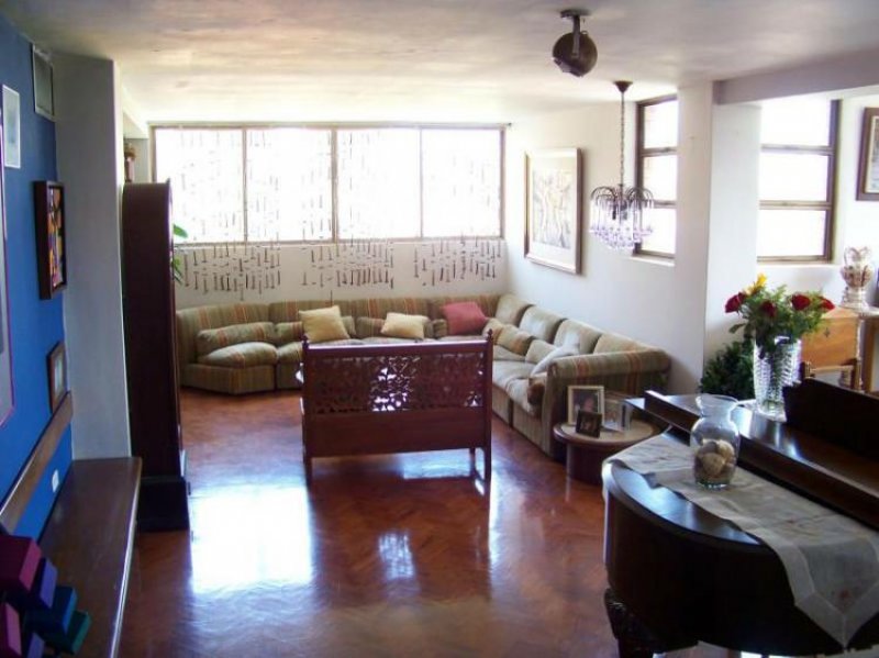 Foto Apartamento en Venta en Maracaibo, Zulia - BsF 8.500.000 - APV51167 - BienesOnLine