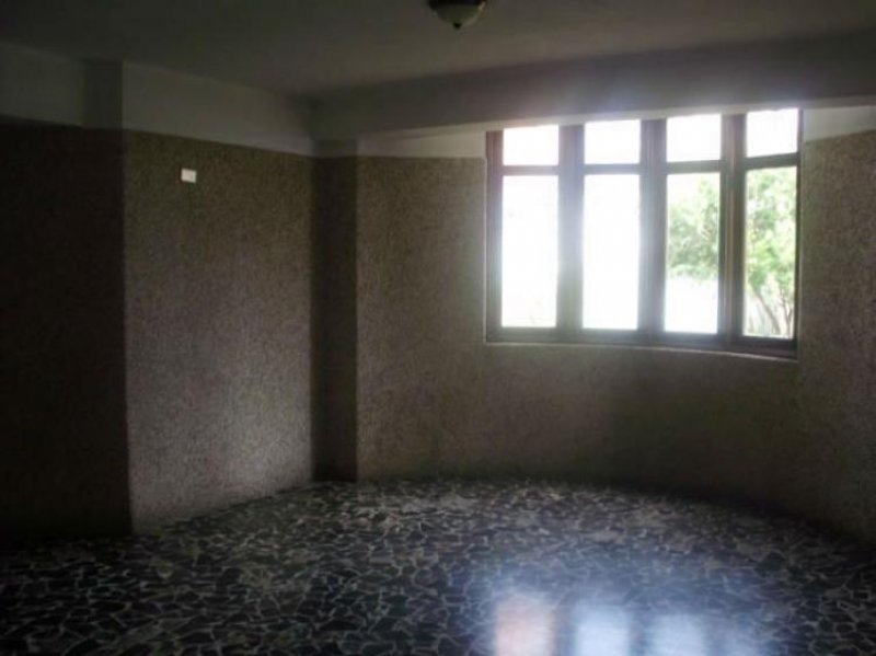 Foto Apartamento en Venta en Maracaibo, Zulia - BsF 27.000.000 - APV60738 - BienesOnLine