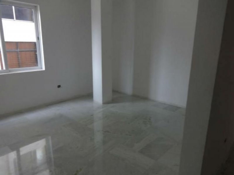 Foto Apartamento en Venta en Maracaibo, Zulia - BsF 50.000.000 - APV59589 - BienesOnLine