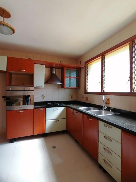 Foto Casa en Venta en Valencia, Carabobo - U$D 142.000 - CAV237504 - BienesOnLine