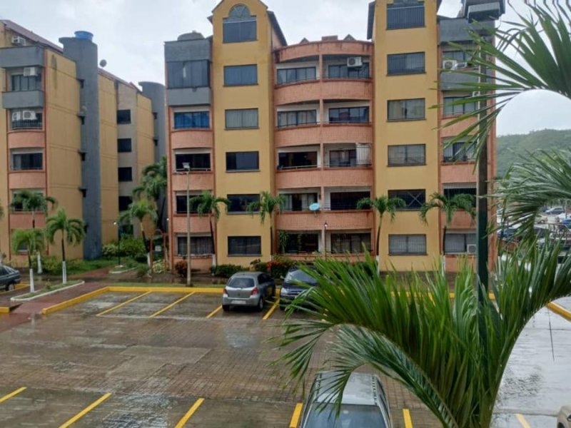 VENDE ACOGEDOR APARTAMENTO CON EXCELENTE UBICACION EN CONJUNTO RESIDENCIAL POBLADO DE SAN DIEGO.