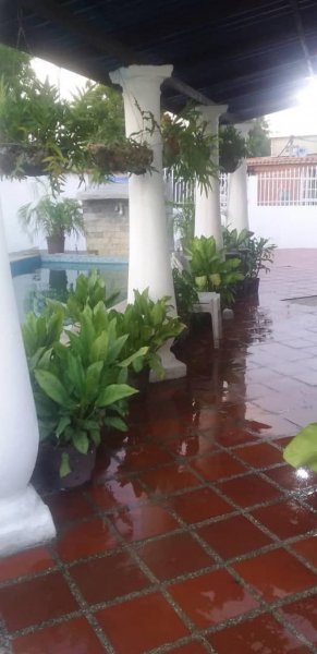 Casa en Venta en Los Guayos Urbanización Paraparal, Carabobo