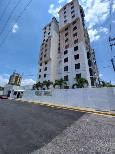 VENDO APARTAMENTO EN CENTRO RES MAGNOLIA PLAZA BARQUISIMETO LARA VENEZUELA