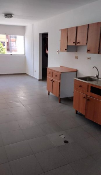 Vendo apartamento en paraparal 