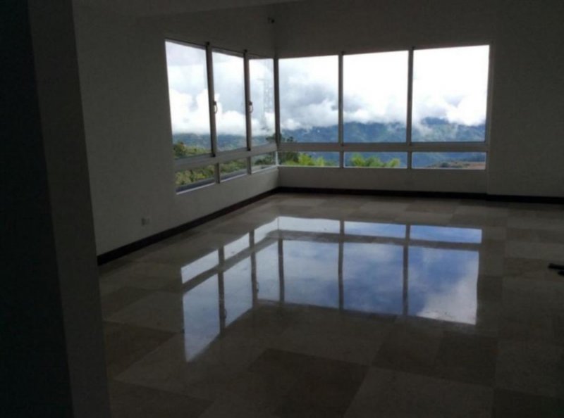 Apartamento en Venta en Alto Hatillo Caracas, Hatillo, Distrito Federal